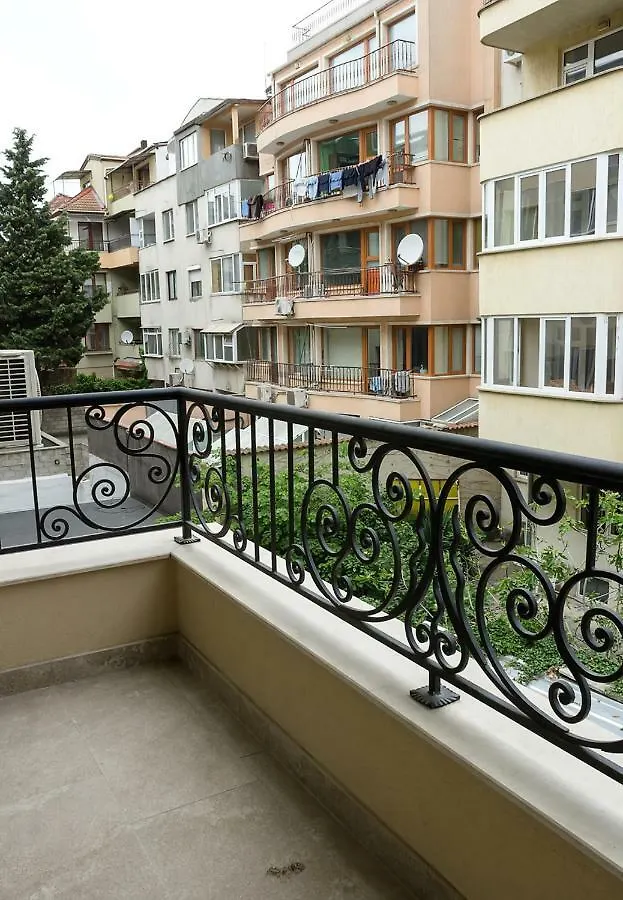 Central Supreme Apartments In Varna By Flat Mаnager